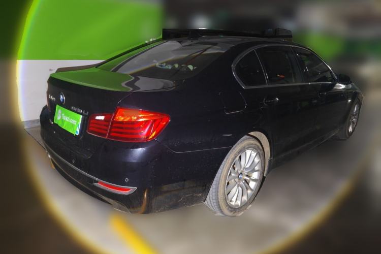 Used BMW 5 Series 2017 525Li Luxury Design Package Rear Right 45 Deg