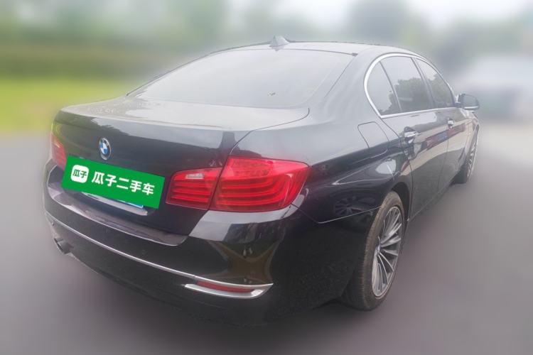 Used BMW 5 Series 2017 520Li Elegant Edition Rear Right 45 Deg