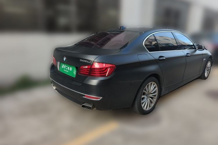 Used BMW 5 Series 2017 525Li Luxury Design Package Rear Right 45 Deg