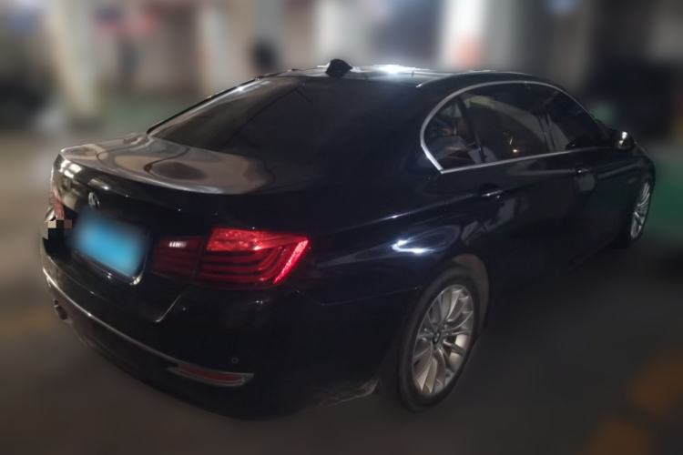 Used BMW 5 Series 2017 525Li Luxury Design Package Rear Right 45 Deg