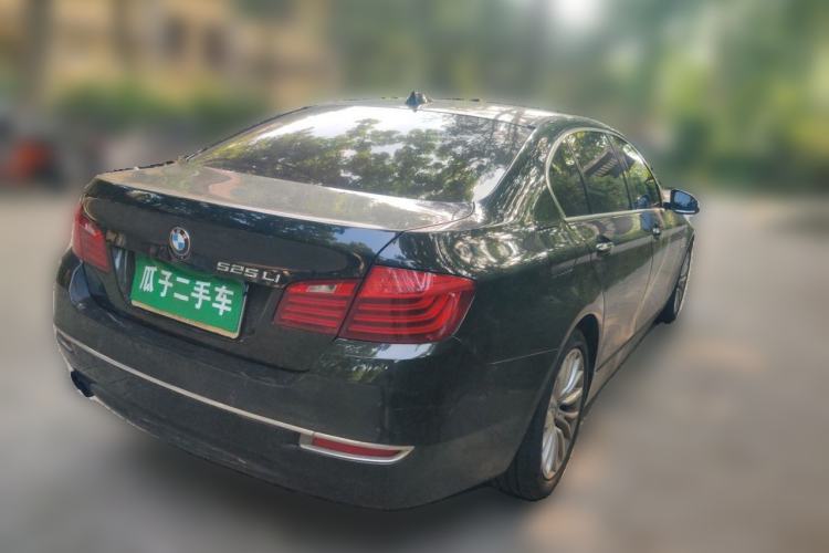 Used BMW 5 Series 2017 525Li Luxury Design Package Rear Right 45 Deg