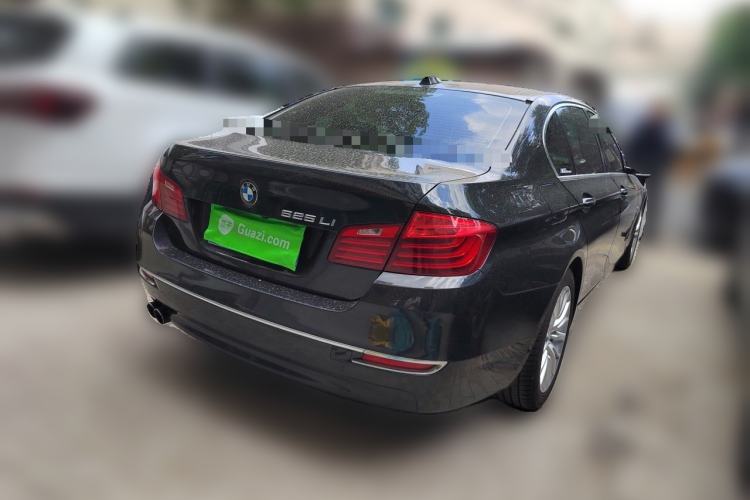 Used BMW 5 Series 2017 525Li Luxury Design Package Rear Right 45 Deg