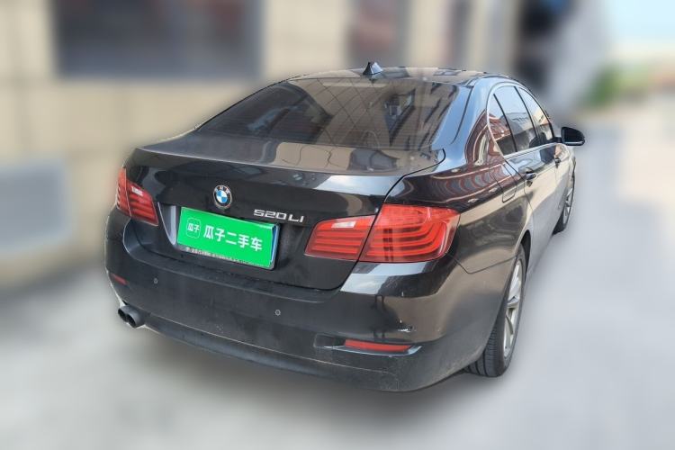 Used BMW 5 Series 2017 520Li Elegant Edition Rear Right 45 Deg
