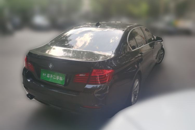 Used BMW 5 Series 2017 520Li Elegant Edition Rear Right 45 Deg