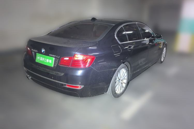 Used BMW 5 Series 2017 525Li Luxury Design Package Rear Right 45 Deg