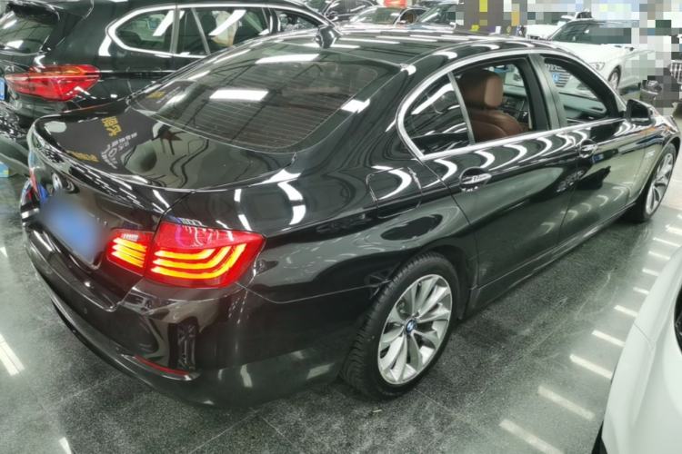 Used BMW 5 Series 2017 525Li Leading Model Rear Right 45 Deg