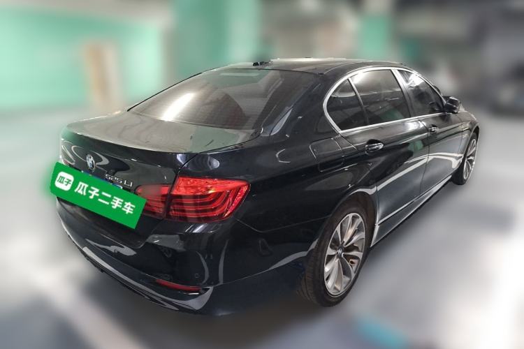 Used BMW 5 Series 2017 525Li Leading Model Rear Right 45 Deg