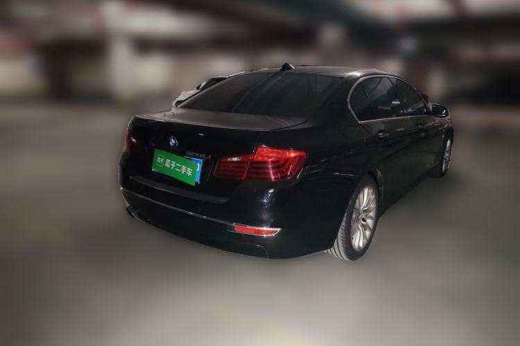 Used BMW 5 Series 2017 525Li Luxury Design Package Rear Right 45 Deg
