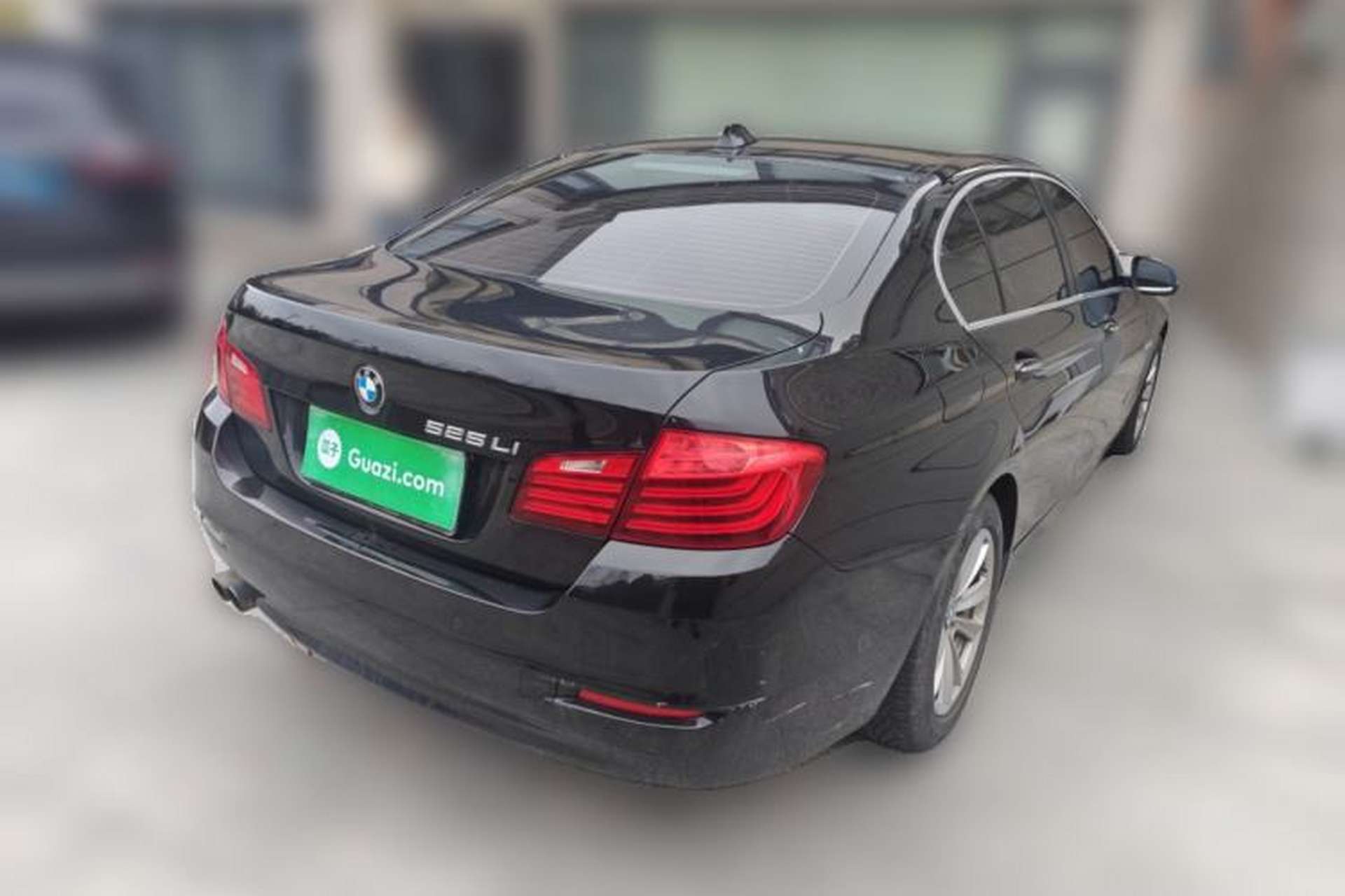 Used BMW 5 Series 2017 520Li Elegant Edition Rear Right 45 Deg