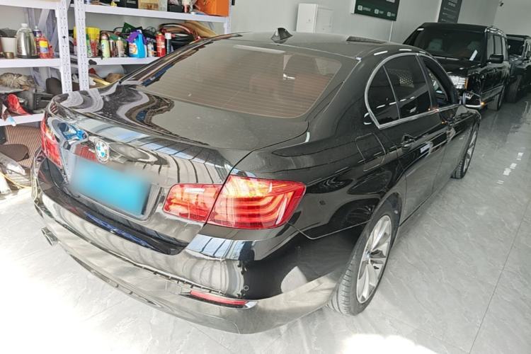 Used BMW 5 Series 2017 525Li Leading Model Rear Right 45 Deg