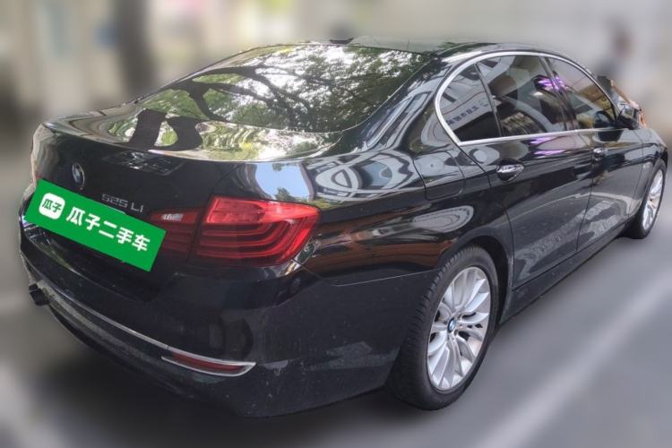 Used BMW 5 Series 2017 525Li Luxury Design Package Rear Right 45 Deg