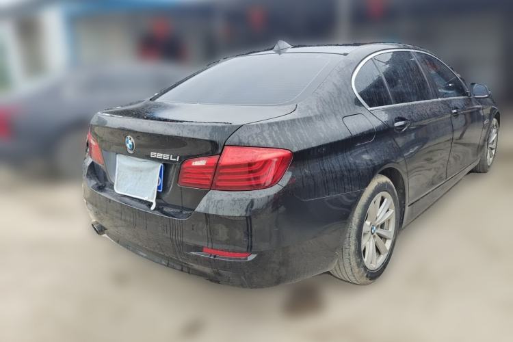 Used BMW 5 Series 2017 520Li Elegant Edition Rear Right 45 Deg