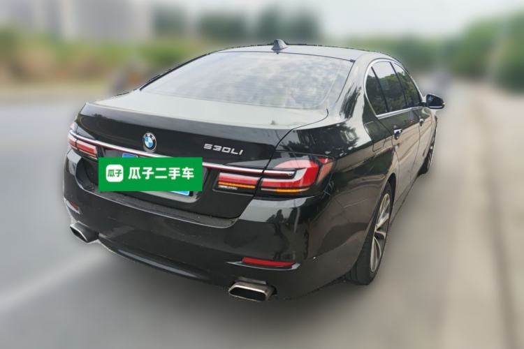 Used BMW 5 Series 2017 525Li Leading Model Rear Right 45 Deg