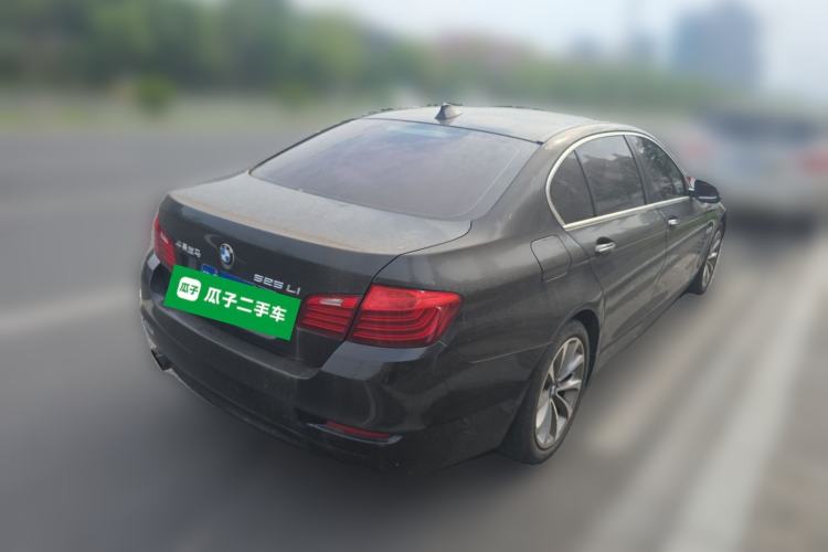 Used BMW 5 Series 2017 525Li Leading Model Rear Right 45 Deg