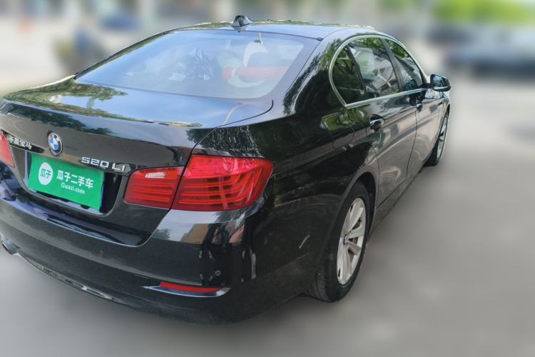 Used BMW 5 Series 2017 520Li Elegant Edition Rear Right 45 Deg