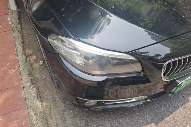 Used BMW 5 Series 2017 525Li Luxury Design Package Right Front Headlight