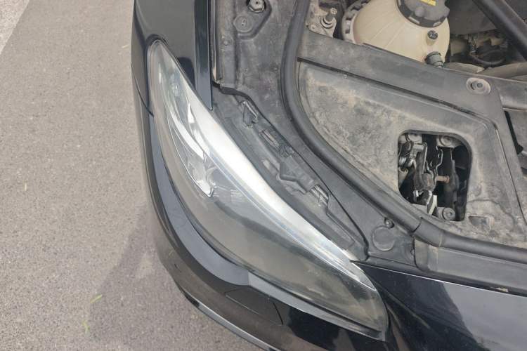 Used BMW 5 Series 2017 525Li Luxury Design Package Right Front Headlight