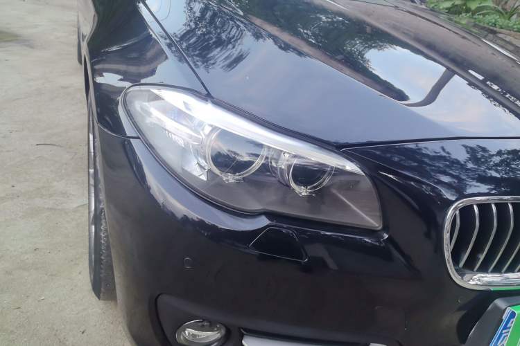 Used BMW 5 Series 2017 525Li Leading Model Right Front Headlight