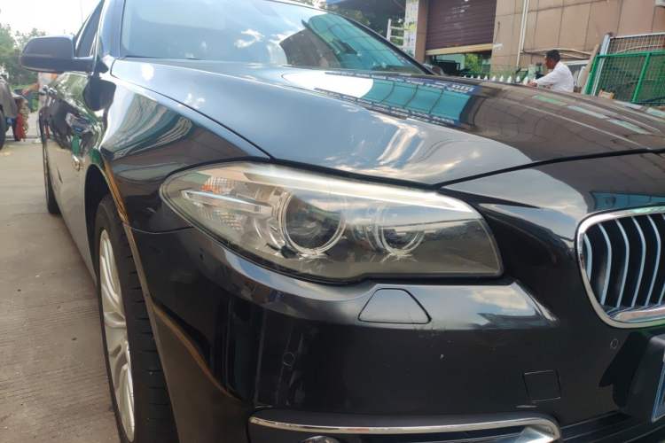 Used BMW 5 Series 2017 525Li Luxury Design Package Right Front Headlight