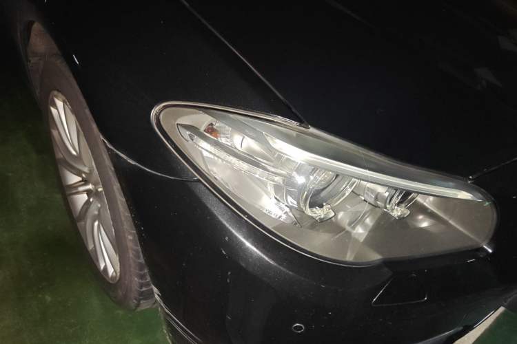 Used BMW 5 Series 2017 525Li Luxury Design Package Right Front Headlight