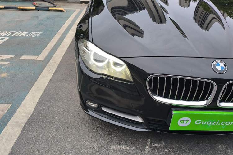 Used BMW 5 Series 2017 525Li Leading Model Right Front Headlight