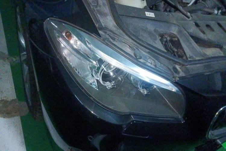 Used BMW 5 Series 2017 525Li Leading Model Right Front Headlight