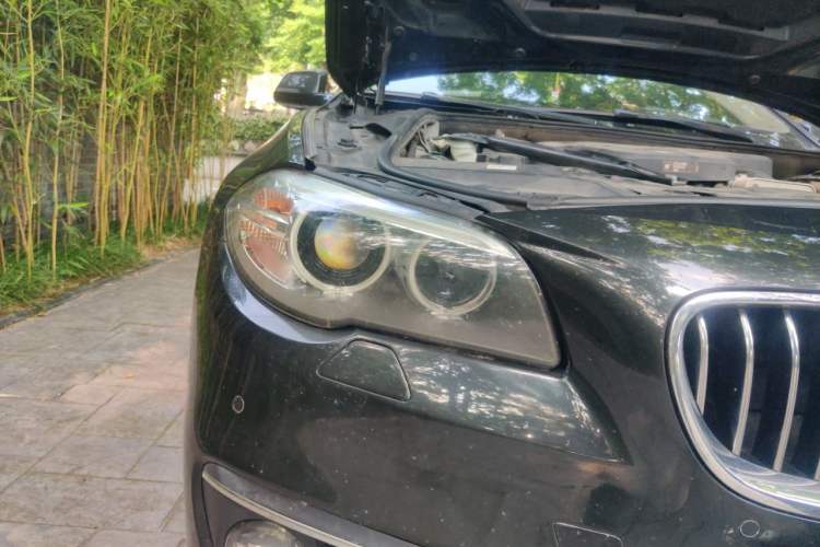 Used BMW 5 Series 2017 525Li Luxury Design Package Right Front Headlight