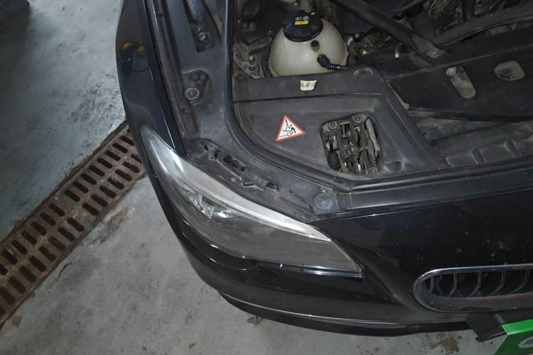 Used BMW 5 Series 2017 525Li Luxury Design Package Right Front Headlight