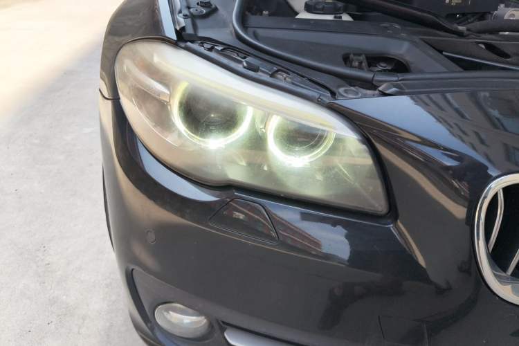 Used BMW 5 Series 2017 520Li Elegant Edition Right Front Headlight
