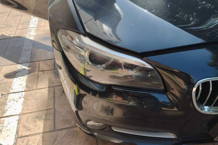 Used BMW 5 Series 2017 525Li Leading Model Right Front Headlight