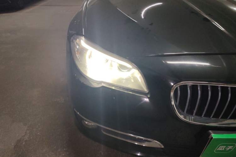Used BMW 5 Series 2017 525Li Luxury Design Package Right Front Headlight