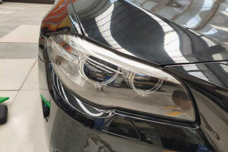 Used BMW 5 Series 2017 525Li Luxury Design Package Right Front Headlight