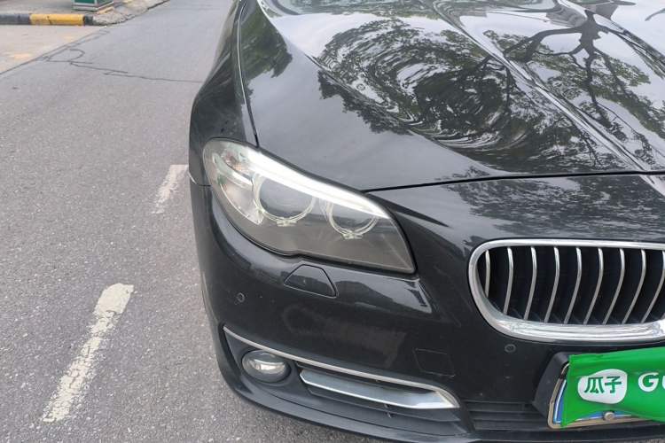 Used BMW 5 Series 2017 525Li Luxury Design Package Right Front Headlight