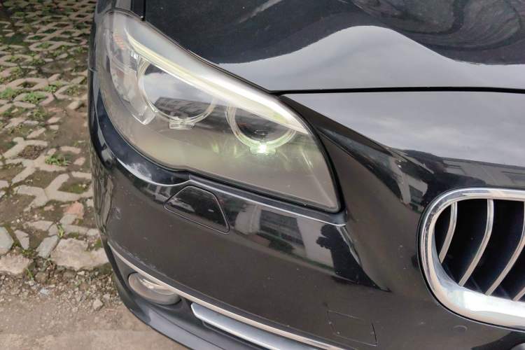 Used BMW 5 Series 2017 525Li Luxury Design Package Right Front Headlight