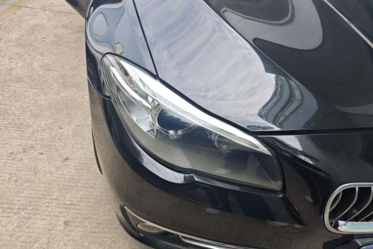 Used BMW 5 Series 2017 525Li Luxury Design Package Right Front Headlight