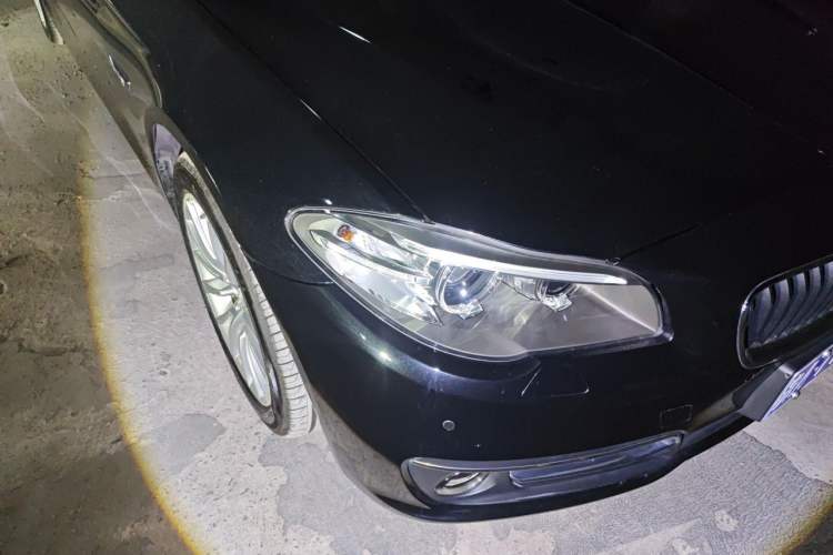 Used BMW 5 Series 2017 525Li Luxury Design Package Right Front Headlight