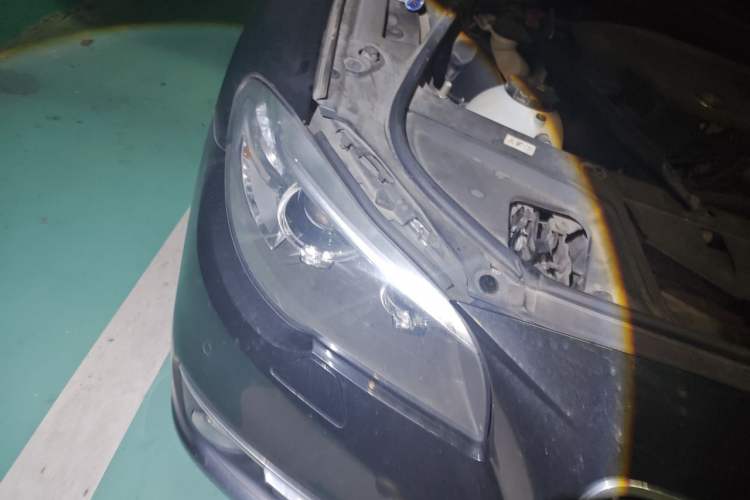 Used BMW 5 Series 2017 525Li Luxury Design Package Right Front Headlight