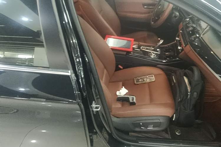 Used BMW 5 Series 2017 520Li Elegant Edition Right Front Seat
