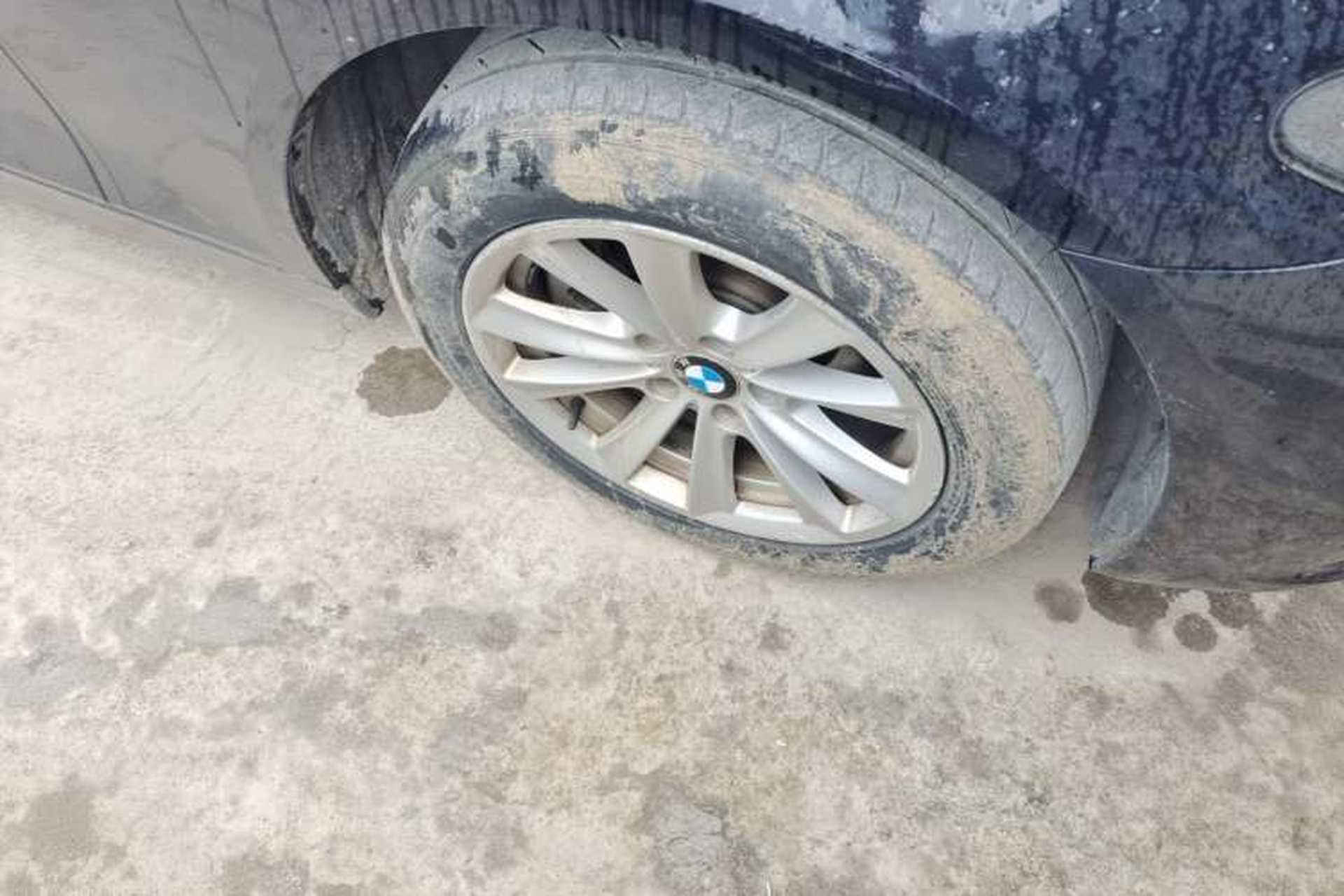 Used BMW 5 Series 2017 520Li Elegant Edition Right Front Wheel Hub