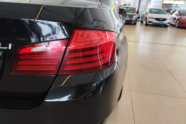 Used BMW 5 Series 2017 520Li Elegant Edition Right Rear Taillight