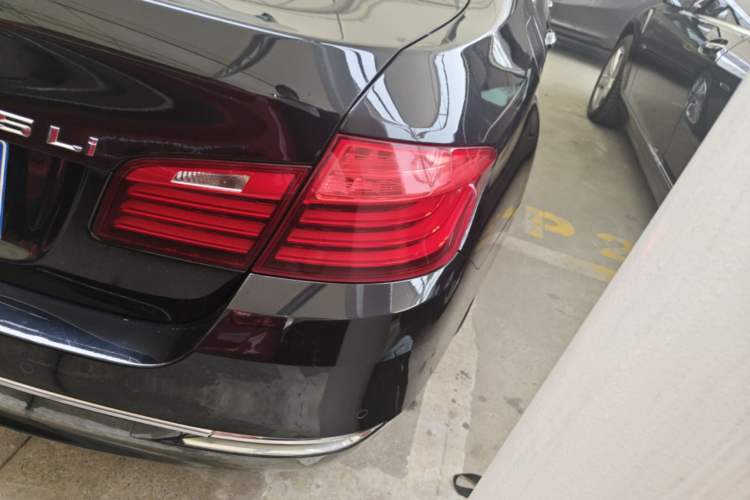Used BMW 5 Series 2017 525Li Luxury Design Package Right Rear Taillight