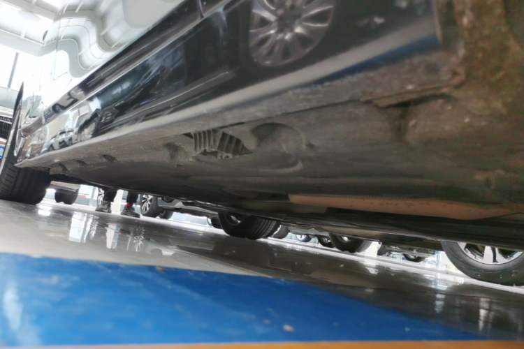 Used BMW 5 Series 2017 520Li Elegant Edition Right Side Sill