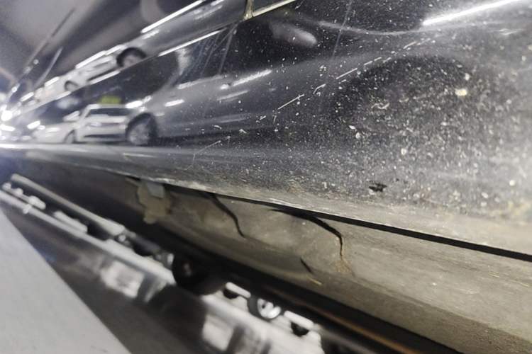 Used BMW 5 Series 2017 525Li Leading Model Right Side Sill
