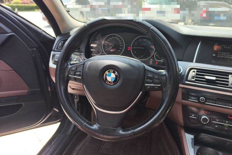Used BMW 5 Series 2017 520Li Elegant Edition Steering Wheel