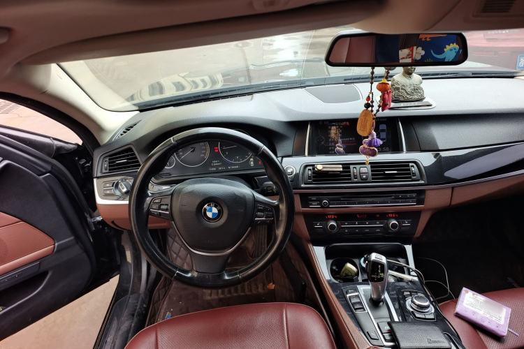 Used BMW 5 Series 2017 520Li Elegant Edition Steering Wheel