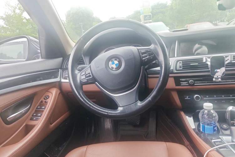 Used BMW 5 Series 2017 520Li Elegant Edition Steering Wheel