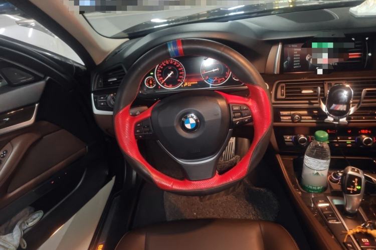 Used BMW 5 Series 2017 525Li Luxury Design Package Steering Wheel