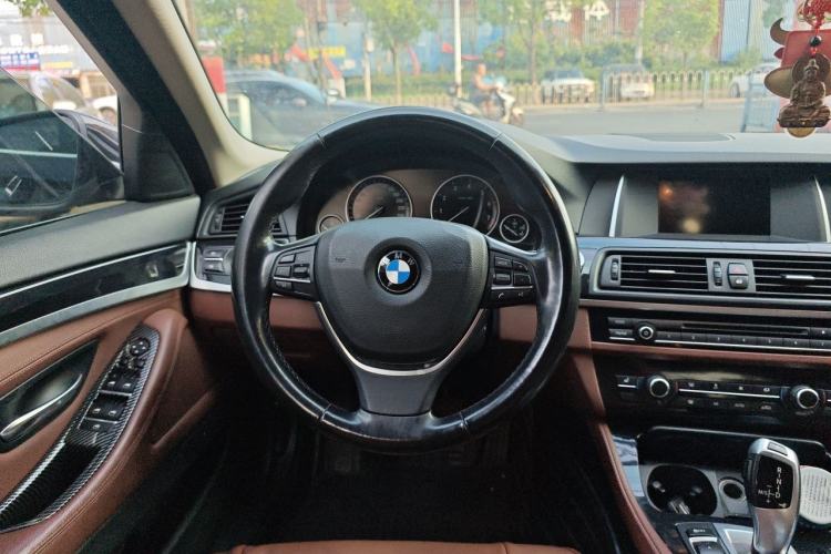 Used BMW 5 Series 2017 520Li Elegant Edition Steering Wheel