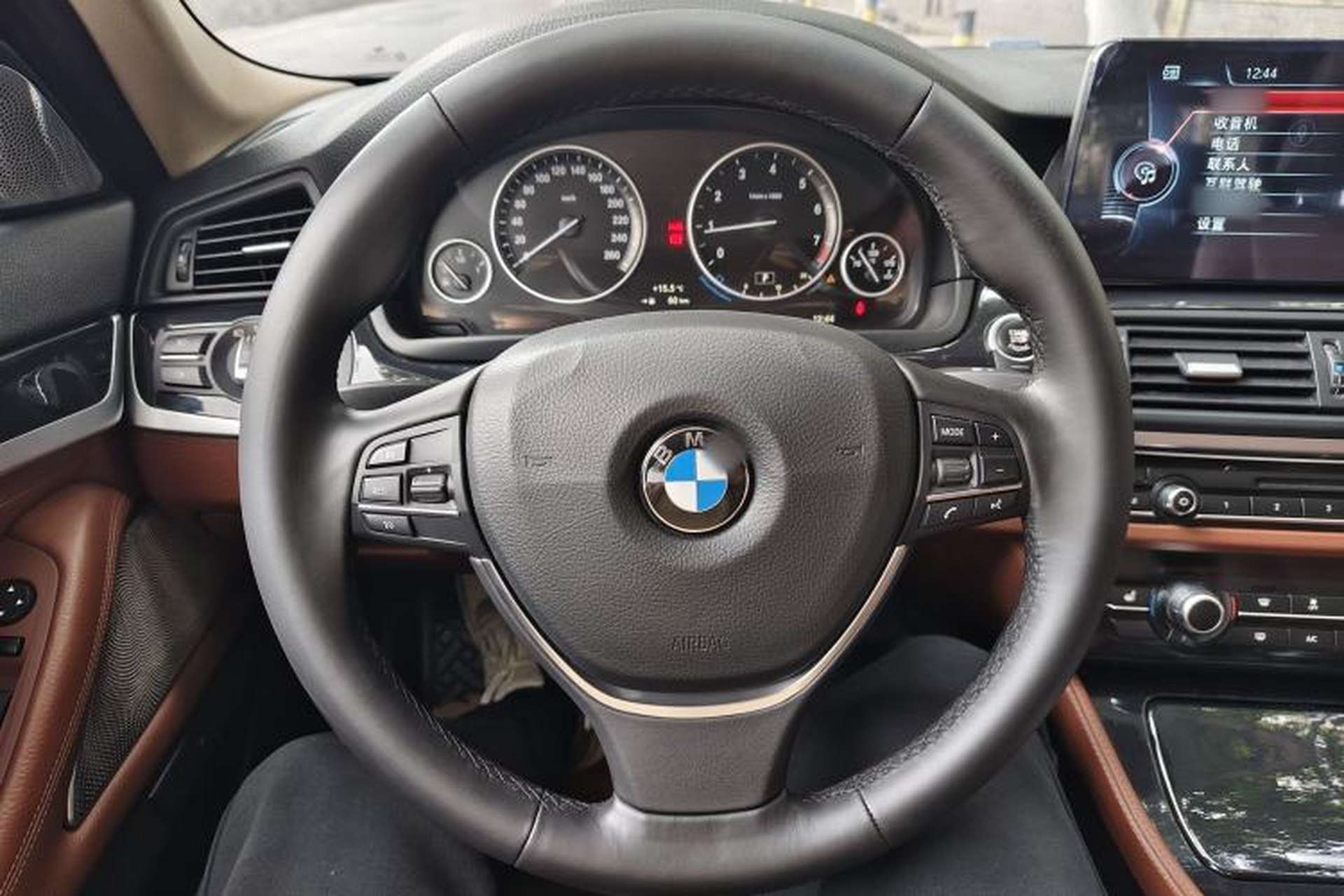Used BMW 5 Series 2017 520Li Elegant Edition Steering Wheel