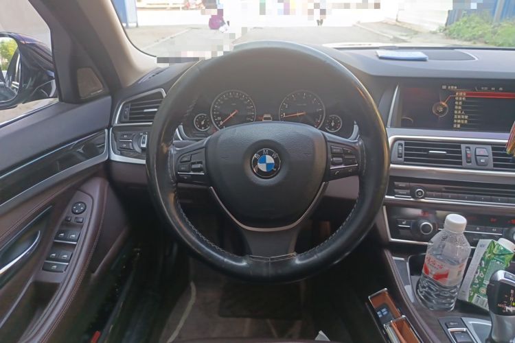 Used BMW 5 Series 2017 525Li Luxury Design Package Steering Wheel